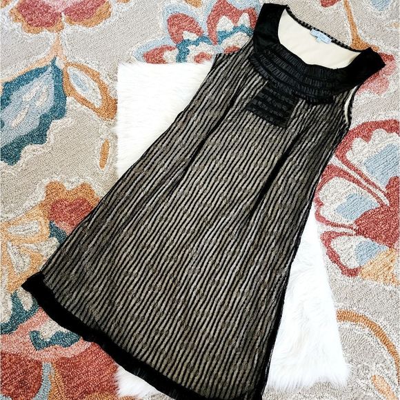 T. BLEU ANTHROPOLOGIE TUXEDO ROUCHED DETAILED LACE DRESS WITH PLEATED HEMLINE - Picture 1 of 8